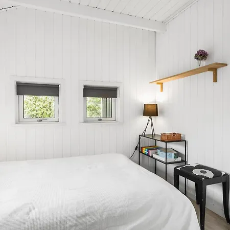 別荘 Amazing Home In Otterup With Wifi *