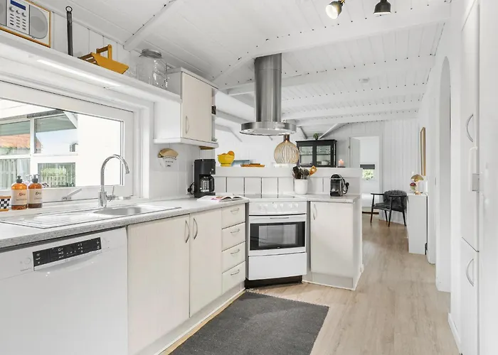 Three-bedroom In Оттеруп